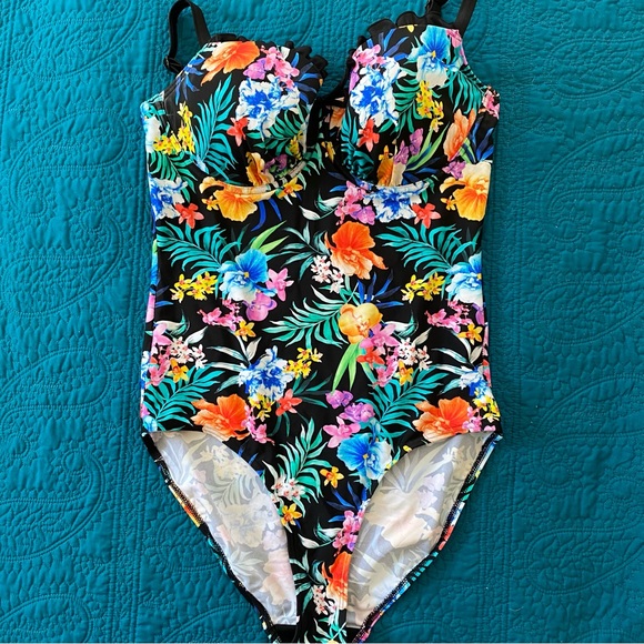 Other - New One Piece Bra Sized Underwire Swimsuit